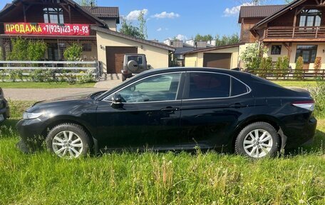 Toyota Camry, 2019 год, 2 999 000 рублей, 4 фотография