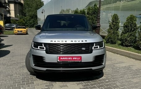 Land Rover Range Rover IV рестайлинг, 2020 год, 10 000 000 рублей, 2 фотография