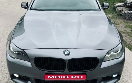 BMW 5 серия, 2010 год, 1 710 000 рублей, 2 фотография