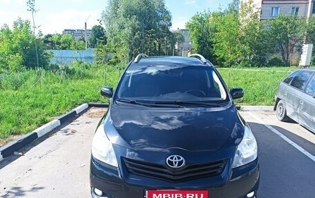 Toyota Verso I, 2011 год, 1 250 000 рублей, 2 фотография