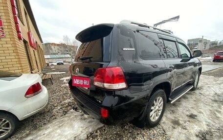 Toyota Land Cruiser 200, 2011 год, 3 400 000 рублей, 7 фотография