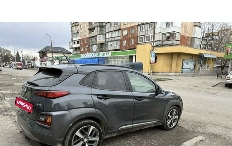 Hyundai Kona I, 2018 год, 2 130 000 рублей, 16 фотография