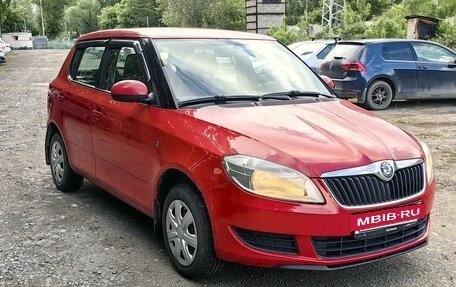 Skoda Fabia II, 2011 год, 550 000 рублей, 3 фотография