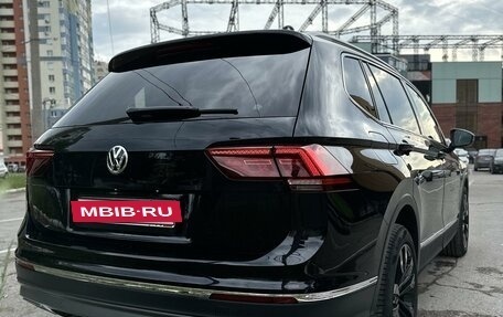 Volkswagen Tiguan II, 2019 год, 3 590 000 рублей, 5 фотография
