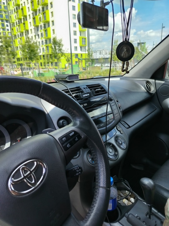 Toyota RAV4 CA30 рестайлинг, 2011 год, 1 300 000 рублей, 5 фотография