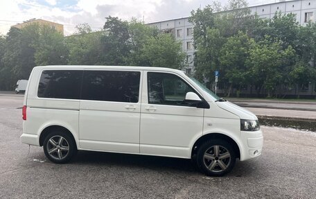 Volkswagen Caravelle T5, 2010 год, 1 770 000 рублей, 4 фотография