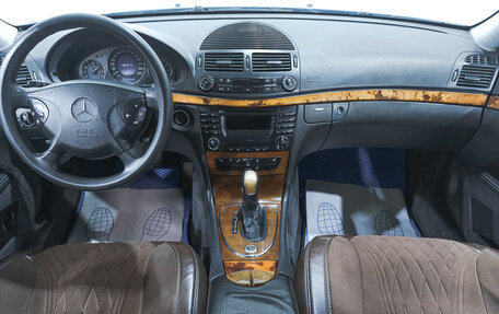 Mercedes-Benz E-Класс, 2002 год, 879 000 рублей, 11 фотография