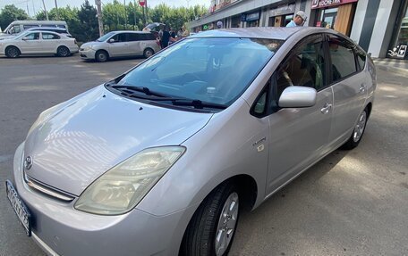 Toyota Prius, 2008 год, 945 000 рублей, 2 фотография