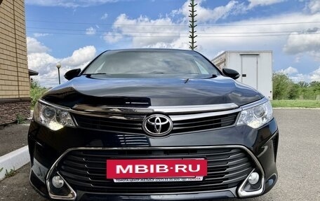 Toyota Camry, 2015 год, 2 200 000 рублей, 4 фотография