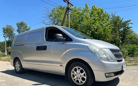 Hyundai Grand Starex Grand Starex I рестайлинг 2, 2008 год, 999 000 рублей, 6 фотография