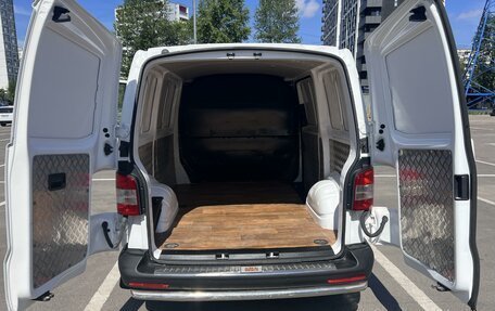 Volkswagen Transporter T5 рестайлинг, 2014 год, 2 600 000 рублей, 3 фотография