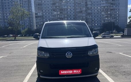 Volkswagen Transporter T5 рестайлинг, 2014 год, 2 600 000 рублей, 2 фотография