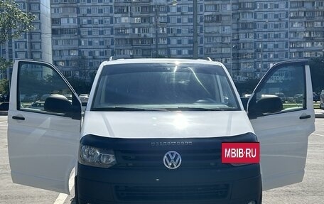 Volkswagen Transporter T5 рестайлинг, 2014 год, 2 600 000 рублей, 28 фотография