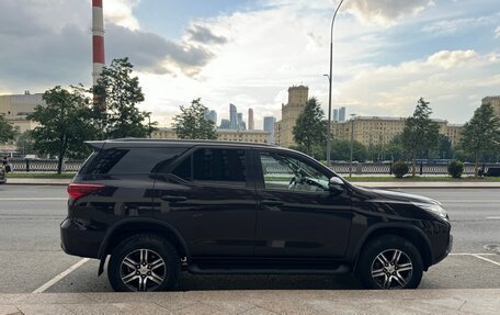 Toyota Fortuner II, 2019 год, 3 800 000 рублей, 2 фотография