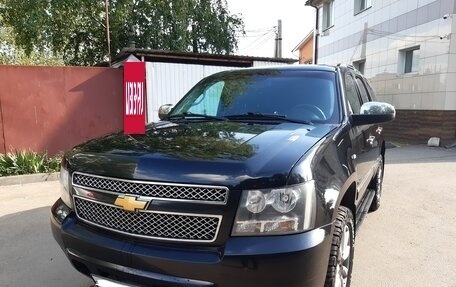 Chevrolet Tahoe III, 2012 год, 2 200 000 рублей, 3 фотография