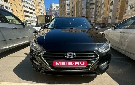 Hyundai Solaris II рестайлинг, 2019 год, 1 530 000 рублей, 3 фотография