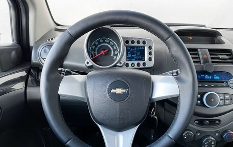 Chevrolet Spark III, 2011 год, 730 000 рублей, 10 фотография