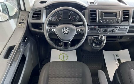 Volkswagen Caravelle T6 рестайлинг, 2018 год, 3 695 000 рублей, 11 фотография