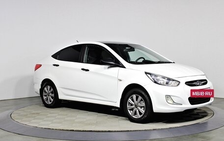 Hyundai Solaris II рестайлинг, 2012 год, 797 000 рублей, 3 фотография