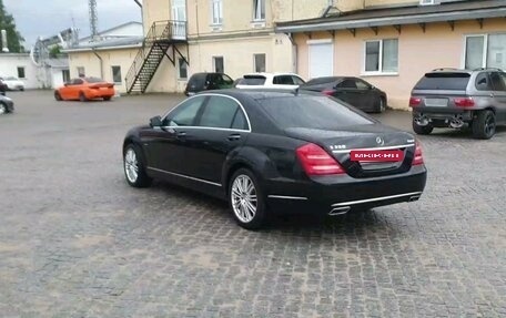 Mercedes-Benz S-Класс, 2012 год, 2 000 000 рублей, 3 фотография