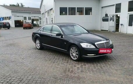 Mercedes-Benz S-Класс, 2012 год, 2 000 000 рублей, 7 фотография