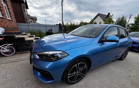 BMW 1 серия, 2019 год, 2 545 000 рублей, 3 фотография