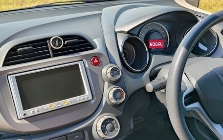 Honda Fit III, 2011 год, 950 000 рублей, 8 фотография