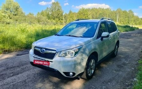 Subaru Forester, 2015 год, 2 050 000 рублей, 2 фотография