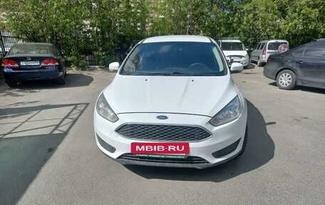 Ford Focus III, 2017 год, 965 000 рублей, 2 фотография