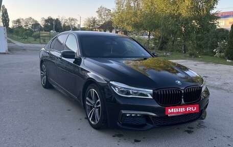 BMW 7 серия, 2017 год, 3 700 000 рублей, 3 фотография