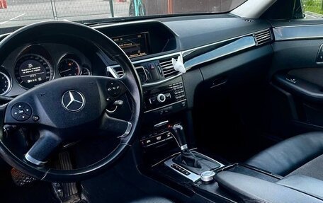 Mercedes-Benz E-Класс, 2011 год, 1 350 000 рублей, 7 фотография