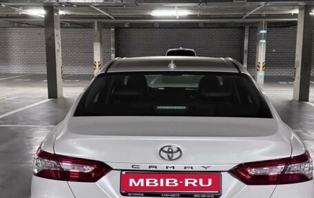 Toyota Camry, 2021 год, 3 920 000 рублей, 4 фотография