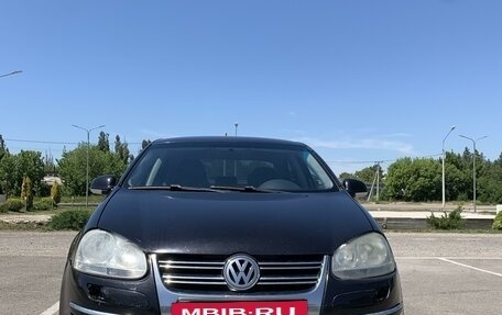 Volkswagen Jetta VI, 2008 год, 450 000 рублей, 2 фотография