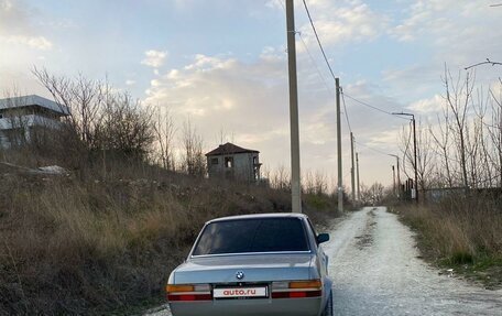 BMW 5 серия, 1985 год, 950 000 рублей, 8 фотография