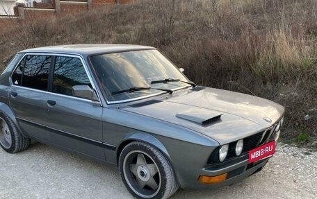 BMW 5 серия, 1985 год, 950 000 рублей, 11 фотография