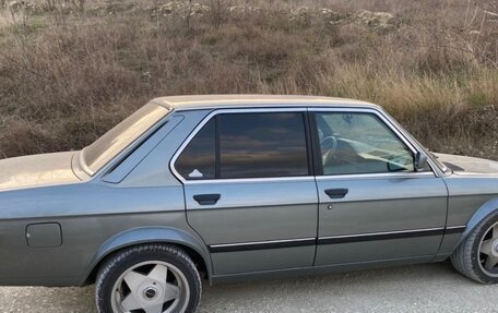 BMW 5 серия, 1985 год, 950 000 рублей, 15 фотография