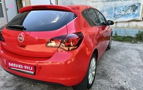 Opel Astra J, 2012 год, 1 140 000 рублей, 3 фотография