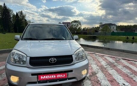 Toyota RAV4, 2004 год, 900 000 рублей, 1 фотография