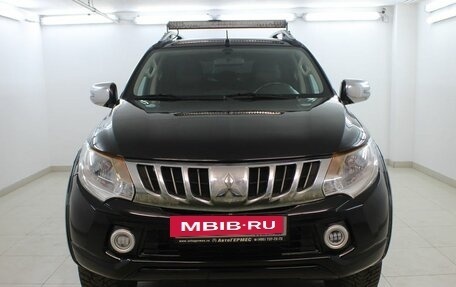 Mitsubishi L200 IV рестайлинг, 2017 год, 2 325 000 рублей, 2 фотография