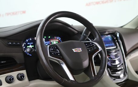 Cadillac Escalade IV, 2016 год, 3 999 000 рублей, 16 фотография