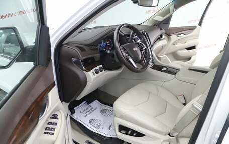 Cadillac Escalade IV, 2016 год, 3 999 000 рублей, 13 фотография
