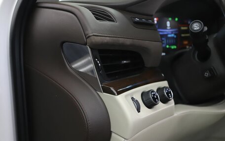 Cadillac Escalade IV, 2016 год, 3 999 000 рублей, 17 фотография