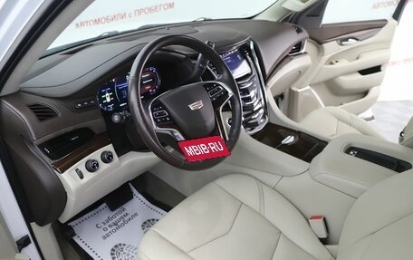 Cadillac Escalade IV, 2016 год, 3 999 000 рублей, 14 фотография