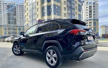 Toyota RAV4, 2021 год, 3 500 000 рублей, 3 фотография