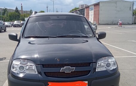 Chevrolet Niva I рестайлинг, 2013 год, 590 000 рублей, 2 фотография