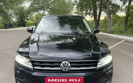 Volkswagen Tiguan II, 2018 год, 2 650 000 рублей, 3 фотография