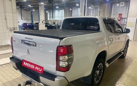 Mitsubishi L200 IV рестайлинг, 2021 год, 3 327 000 рублей, 4 фотография