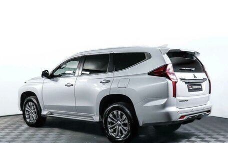 Mitsubishi Pajero Sport III рестайлинг, 2020 год, 4 448 000 рублей, 7 фотография