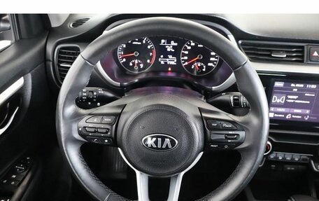 KIA Rio IV, 2021 год, 1 829 000 рублей, 8 фотография