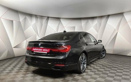 BMW 7 серия, 2017 год, 3 195 950 рублей, 2 фотография